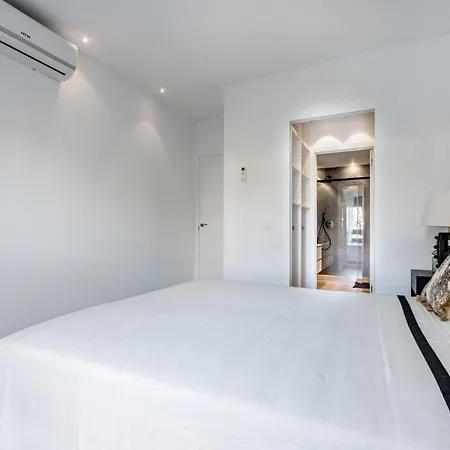 Apartment Raul Beach Front Apartment *